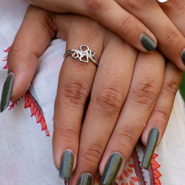 White_Silver_Elegant_Rings_For_Women