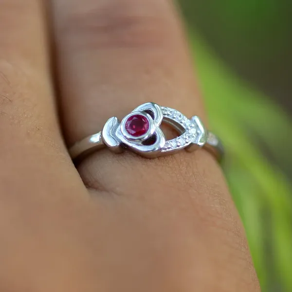 Red_Silver_Elegant_Rings_For_Women