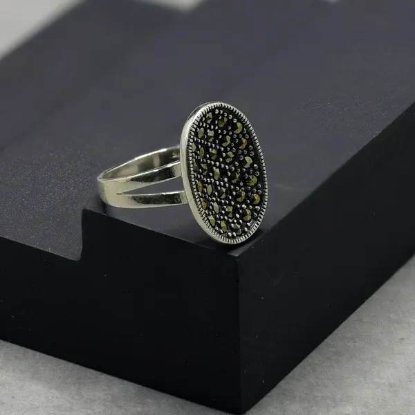 RINGS_>_LADIES_RINGS
