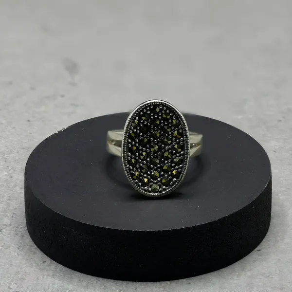 RINGS_>_LADIES_RINGS