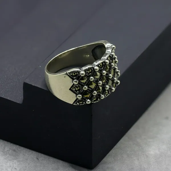 RINGS_>_LADIES_RINGS