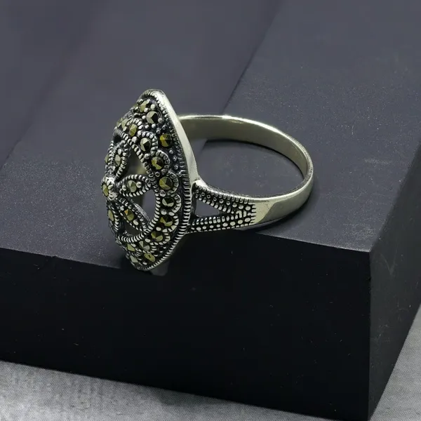 RINGS_>_LADIES_RINGS