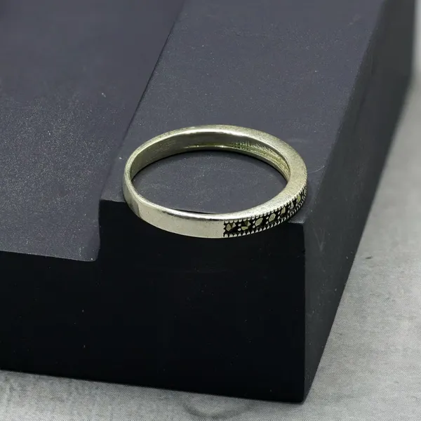 RINGS_>_LADIES_RINGS