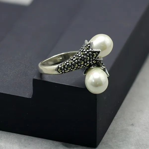 RINGS_>_LADIES_RINGS