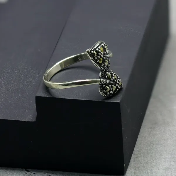RINGS_>_LADIES_RINGS
