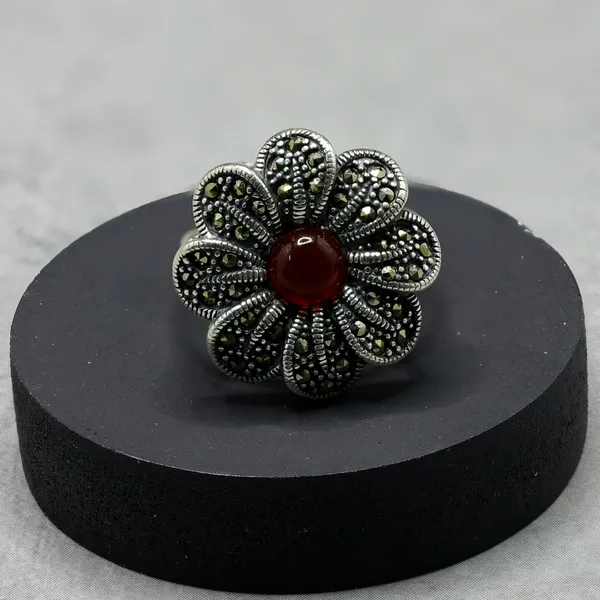 RINGS_>_LADIES_RINGS
