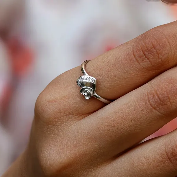 RINGS_>_LADIES_RINGS