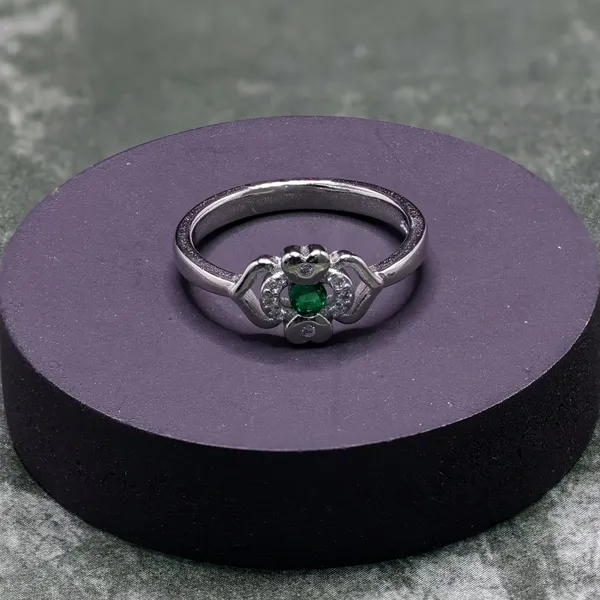 Green_Silver_Elegant_Rings_For_Women