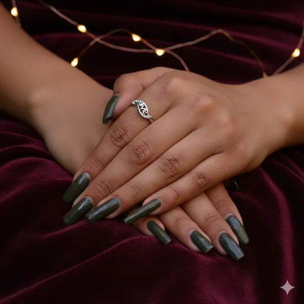 White_Silver_Elegant_Rings_For_Women