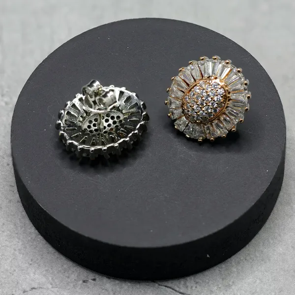 EAR_RINGS_>_EAR_RINGS_TOPS