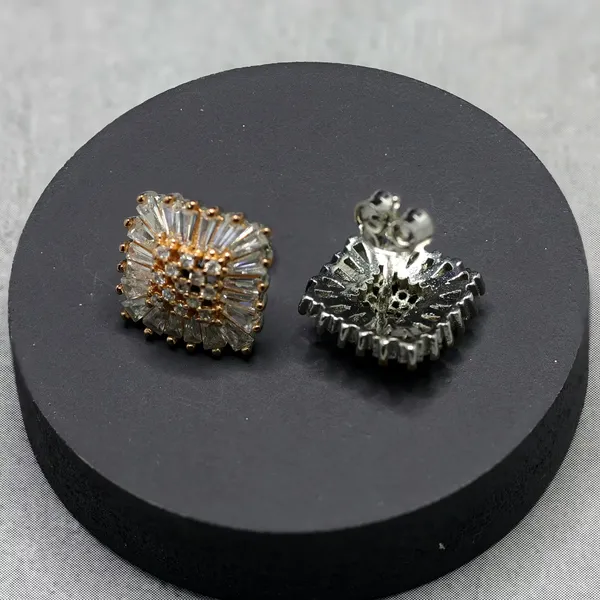 EAR_RINGS_>_EAR_RINGS_TOPS