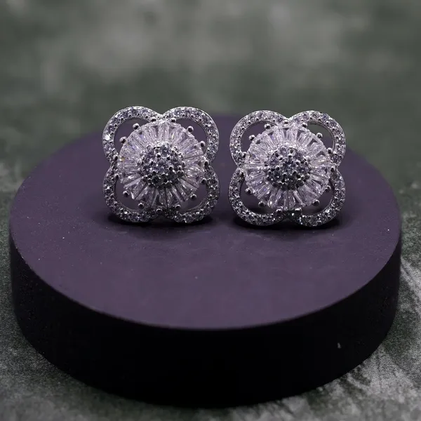 EAR_RINGS_>_EAR_RINGS_TOPS