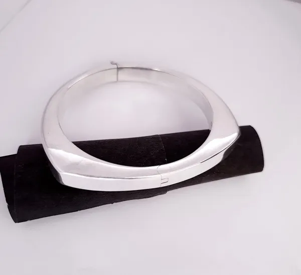BRACELETS_&_KADAS_>_LADIES_KADAS