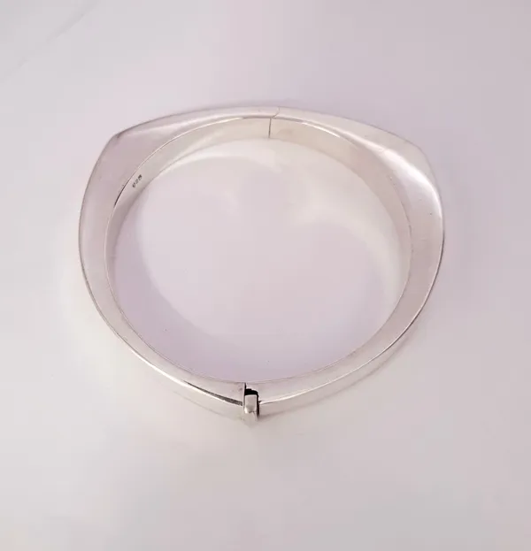 BRACELETS_&_KADAS_>_LADIES_KADAS