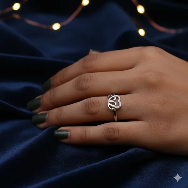 White_Silver_Elegant_Rings_For_Women