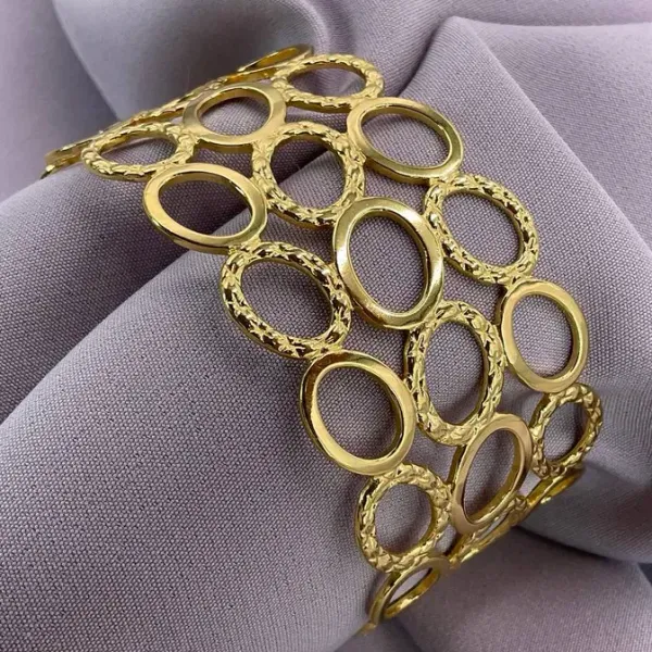 Anti-Tarnish_Open_Circle_Cuff_Bracelet_Gold_Finish