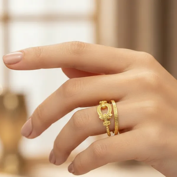 Golden_Textured_Chain-Link_Ring
