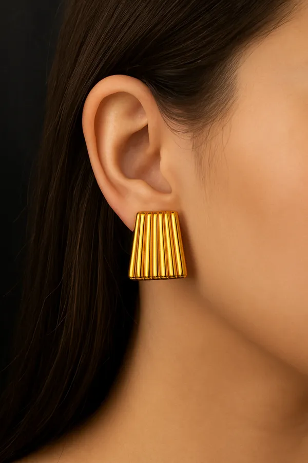 Anti-Tarnish_Pleated_Rectangle_Stud_Earrings
