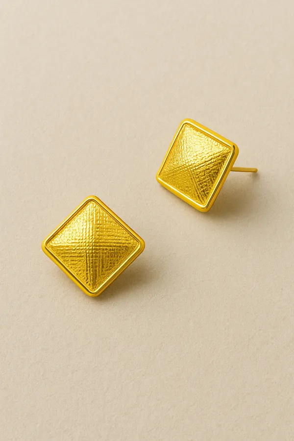 Anti-Tarnish_Gold_Textured_Diamond-Shape_Stud_Earrings_Gold
