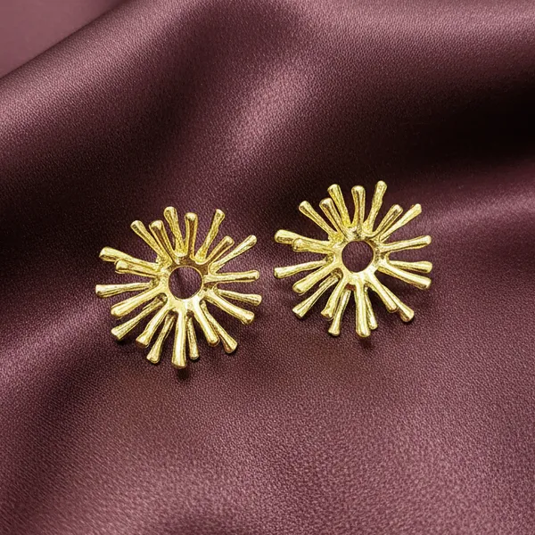 Gold-Plated_Radiant_Sunburst_Anti-Tarnish_Stud_Earrings