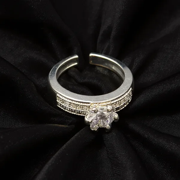 Silver_Anti-Tarnish_Crystal_Floral_Adjustable_Ring