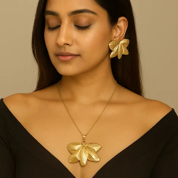 Golden_Luxe_Floral_Leaf_Necklace_Set
