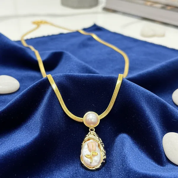 Anti-Tarnish_Pearl_Rose_18K_Gold_Plated_Statement_Pendant_Necklace