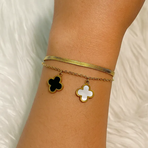 Golden_Clover_Charm_Dual_Chain_Bracelet