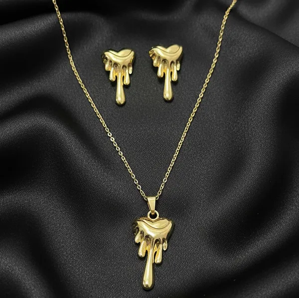 Golden_Luxe_Molten_Drip_Necklace_Set