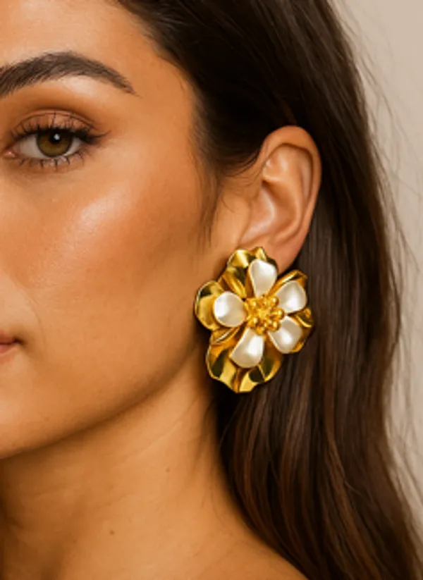 Anti-Tarnish_Golden_Petal_Radiance_Earrings_Pearlized_White_&_Amber_Center