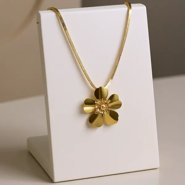 Golden_Blossom_Flower_Pendant_Necklace