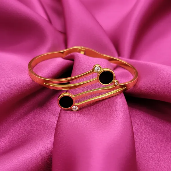 Gold-Plated_Luxe_Black_Onyx_&_Crystal_Anti-Tarnish_Cuff_Bracelet