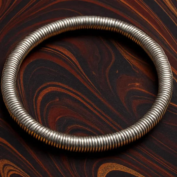 Classic_Coil_Bangle_Silver_Finish