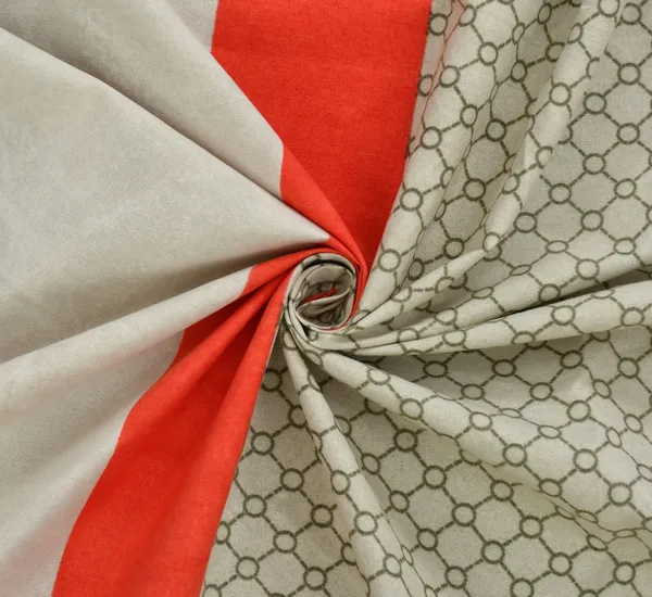 Red_Cotton_Luxurious_5_Piece_Bedsheet_Set_(1_King_Size_Flat_Bedsheet,_2_Quilted_Pillow_Covers_&_2_Quilted_Square_Shaped_Cushion_Covers_With_Fillers)