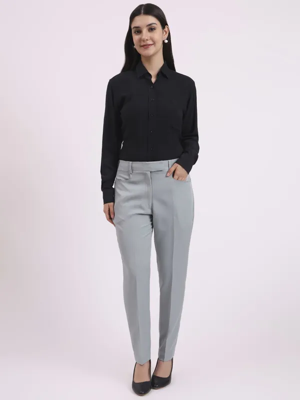 Light_Grey_Formal_Slim_Fit_Trouser_For_Women