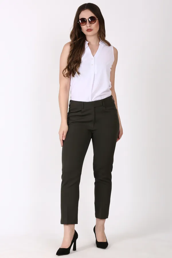 Black_Formal_Slim_Fit_Trouser_For_Women