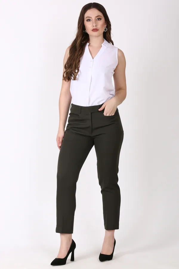 Black_Formal_Slim_Fit_Trouser_For_Women