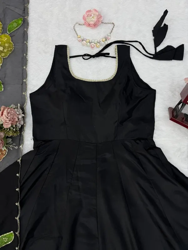 Black_Designer_Anarkali_Dress_Women