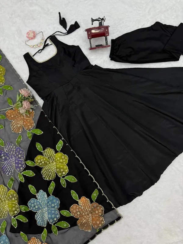 Black_Designer_Anarkali_Dress_Women