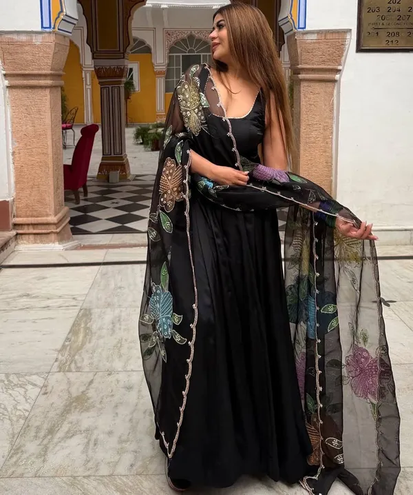 Black_Designer_Anarkali_Dress_Women