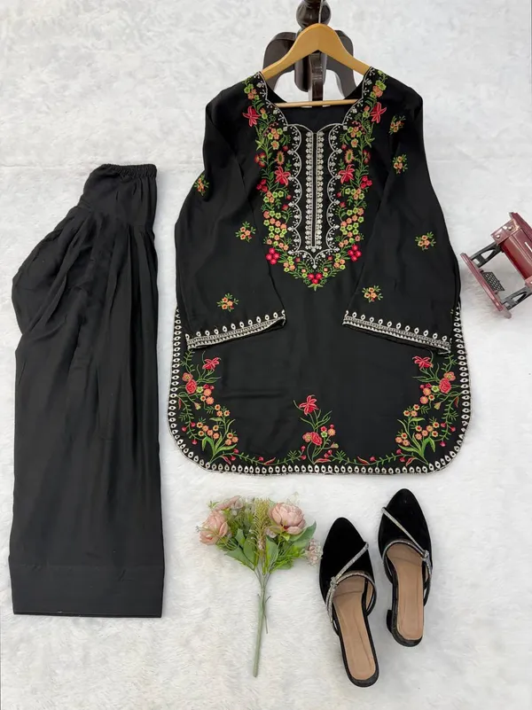 Black_Embroidered_Rayon_Ethnic_Suit
