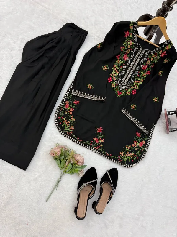 Black_Embroidered_Rayon_Ethnic_Suit