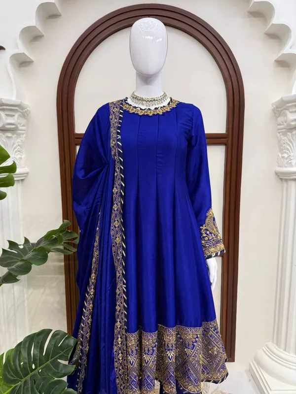 Chinon_Anarkali_Churidar_Set