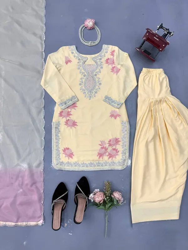 Cream_Embroidered_Rayon_Palazzo_Suit