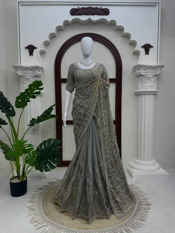 Fendy_Silk_Silver_Saree