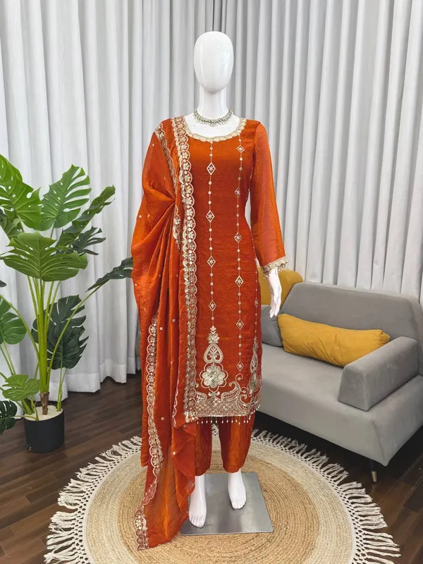 Fendy_silk_Orange_Set