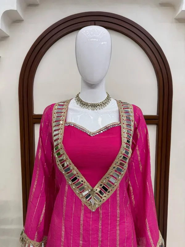 Gold_Zari_Pink