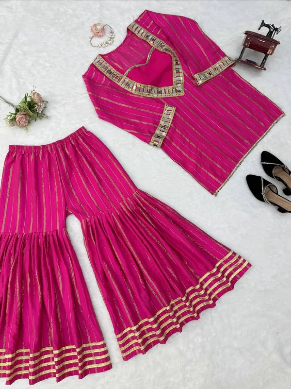 Gold_Zari_Pink