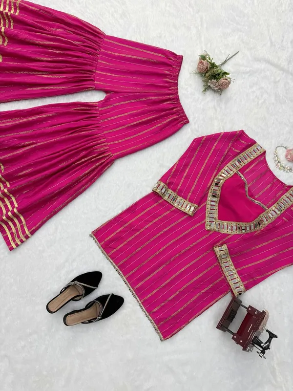 Gold_Zari_Pink