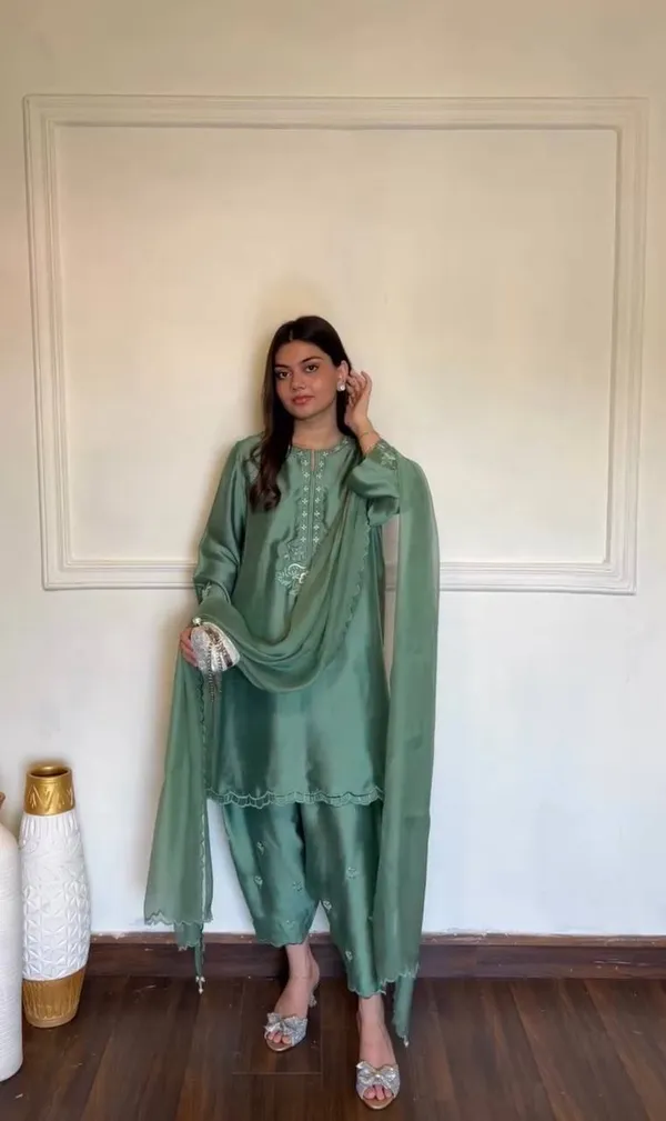 Green_Embroidered_Palazzo_Suit_Women
